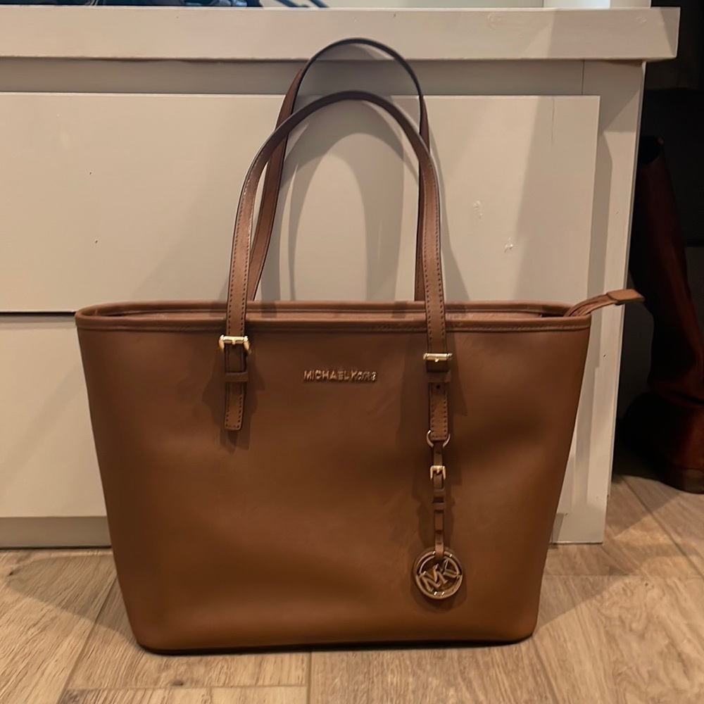MK PURSE